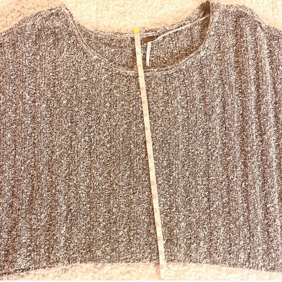 People
Free People Heathered Gray
Scoop Neck Sweater - Picture 7 of 7
